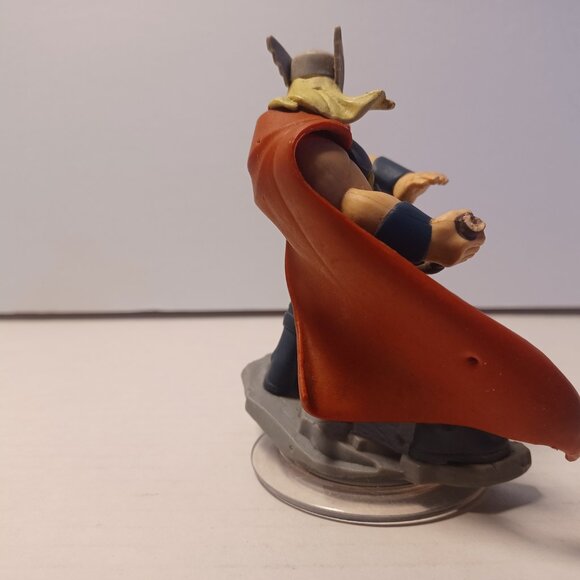 Disney Infinity: Marvel Super Heroes 2.0 Edition Thor Figure - Picture 2 of 6